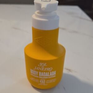 Sol de Janeiro Vibrant Yellow Body Lotion NEW SEALED